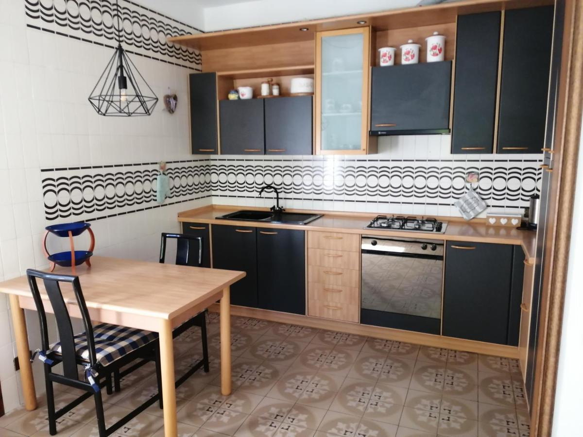 Casa Vacanze Donatella Carenno ภายนอก รูปภาพ