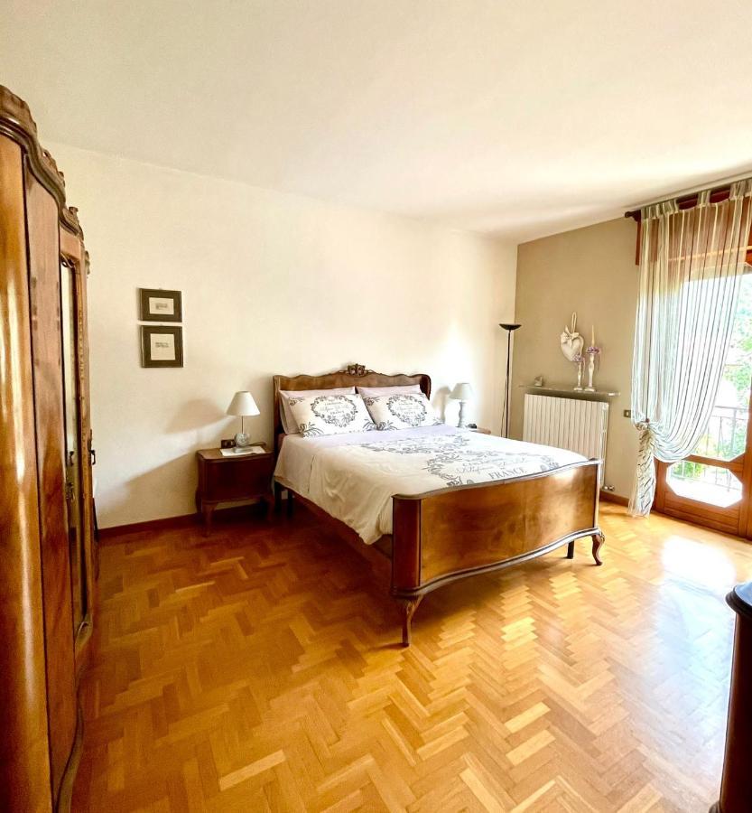 Casa Vacanze Donatella Carenno ภายนอก รูปภาพ