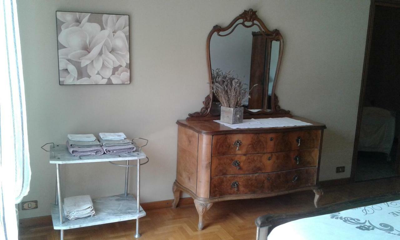Casa Vacanze Donatella Carenno ภายนอก รูปภาพ